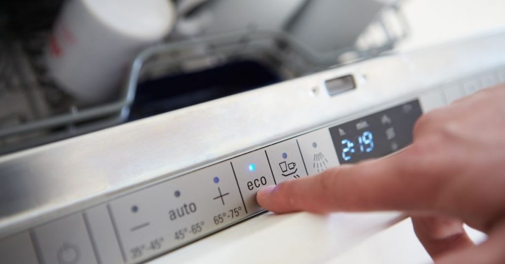 What is the Half Load setting on a dishwasher - Clean and Tidy Living