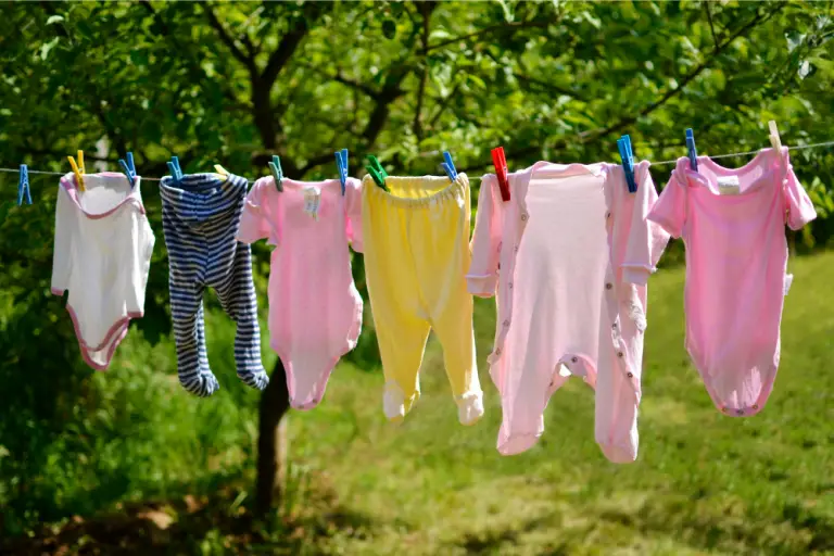 Should You Hang Washing Out Overnight?